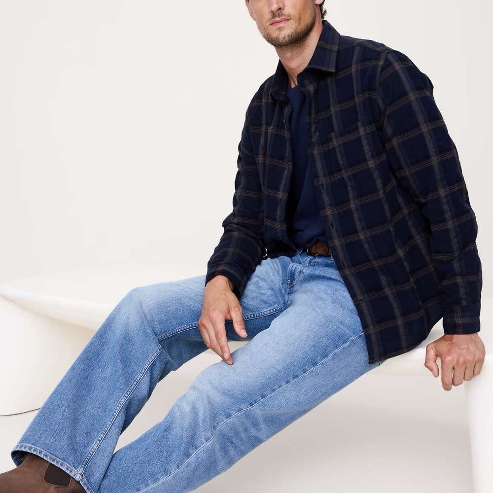 Banana Republic Men's Navy Plaid Button Down Shirt